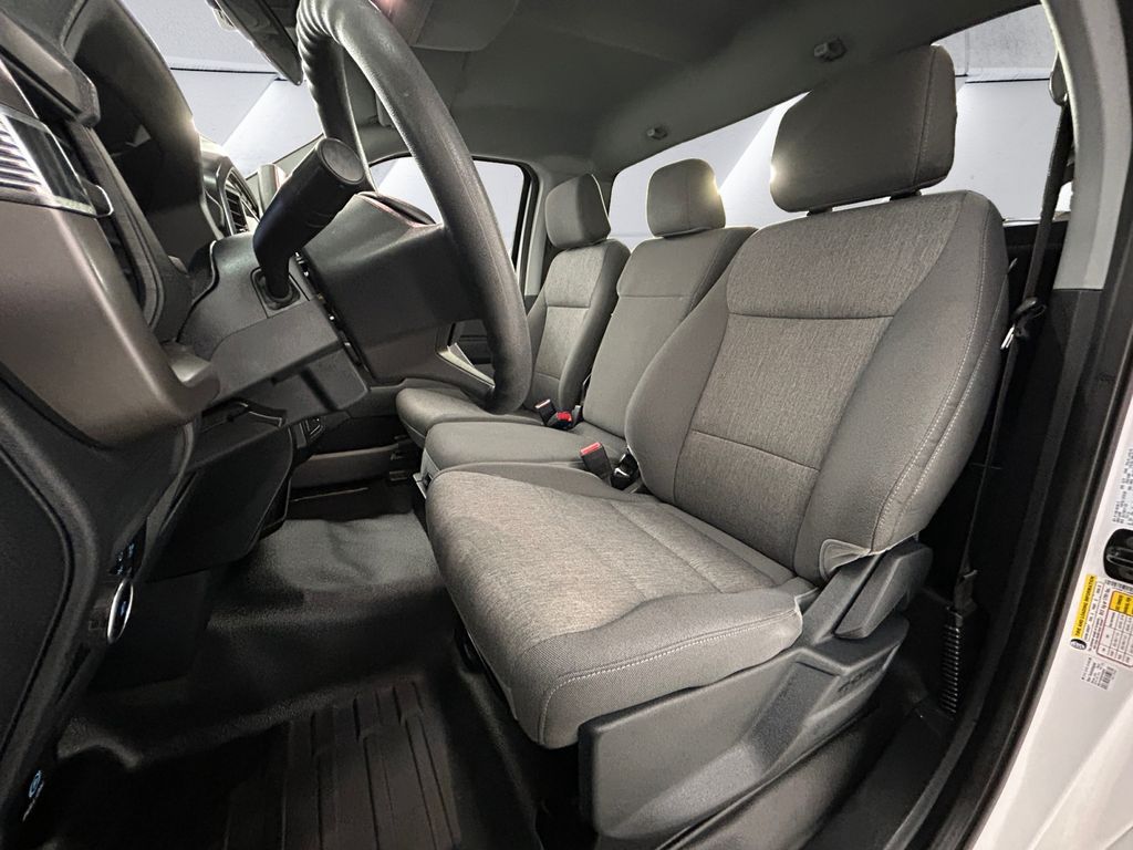 2024 Ford F-150 XL photo 4