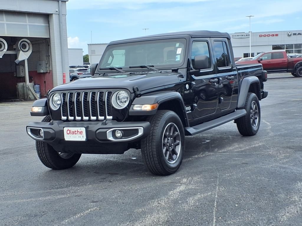 Used 2022 Jeep Gladiator Overland with VIN 1C6HJTFG7NL172349 for sale in Kansas City