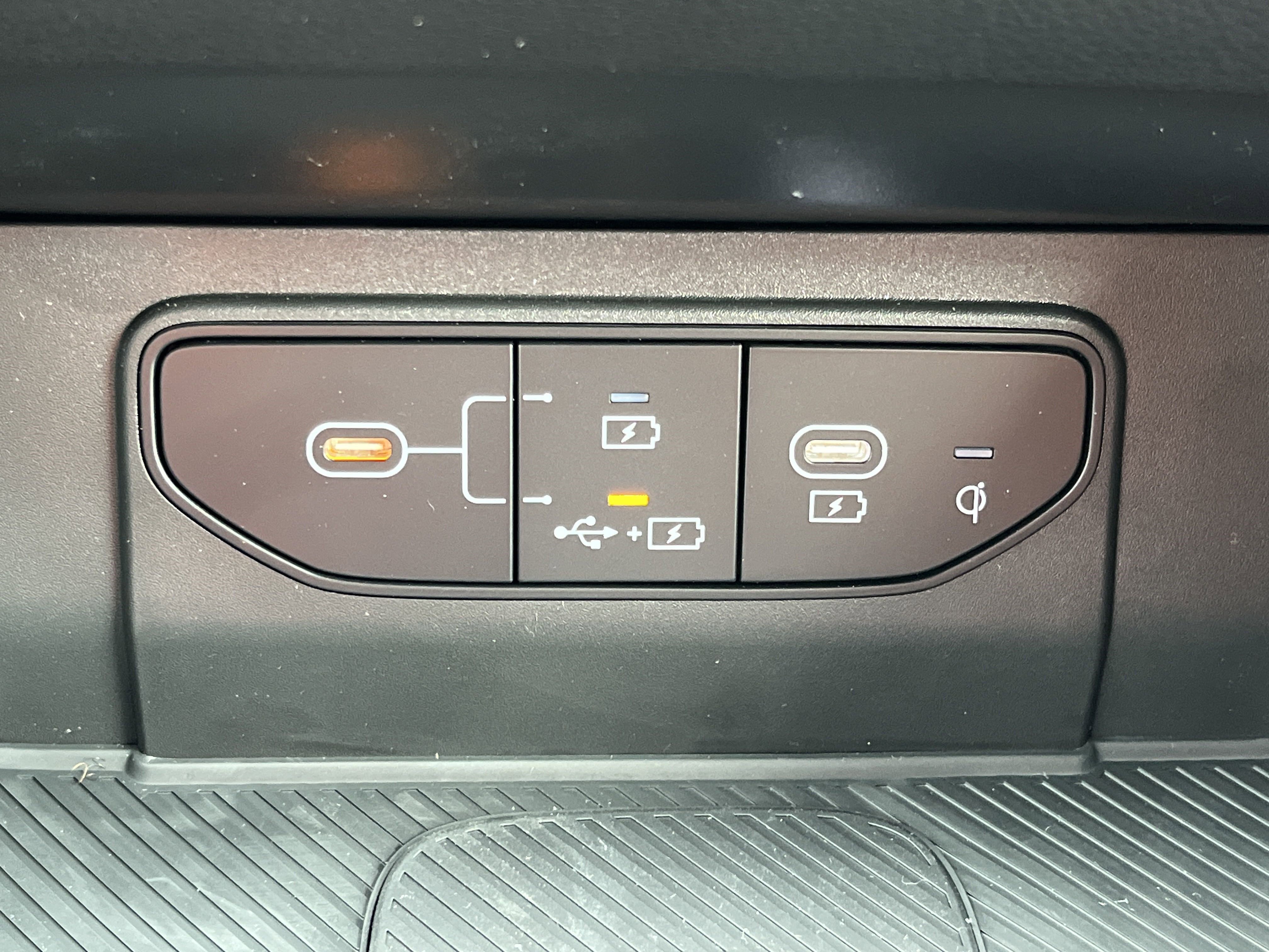 2026 Kia Sportage SX Prestige photo 4