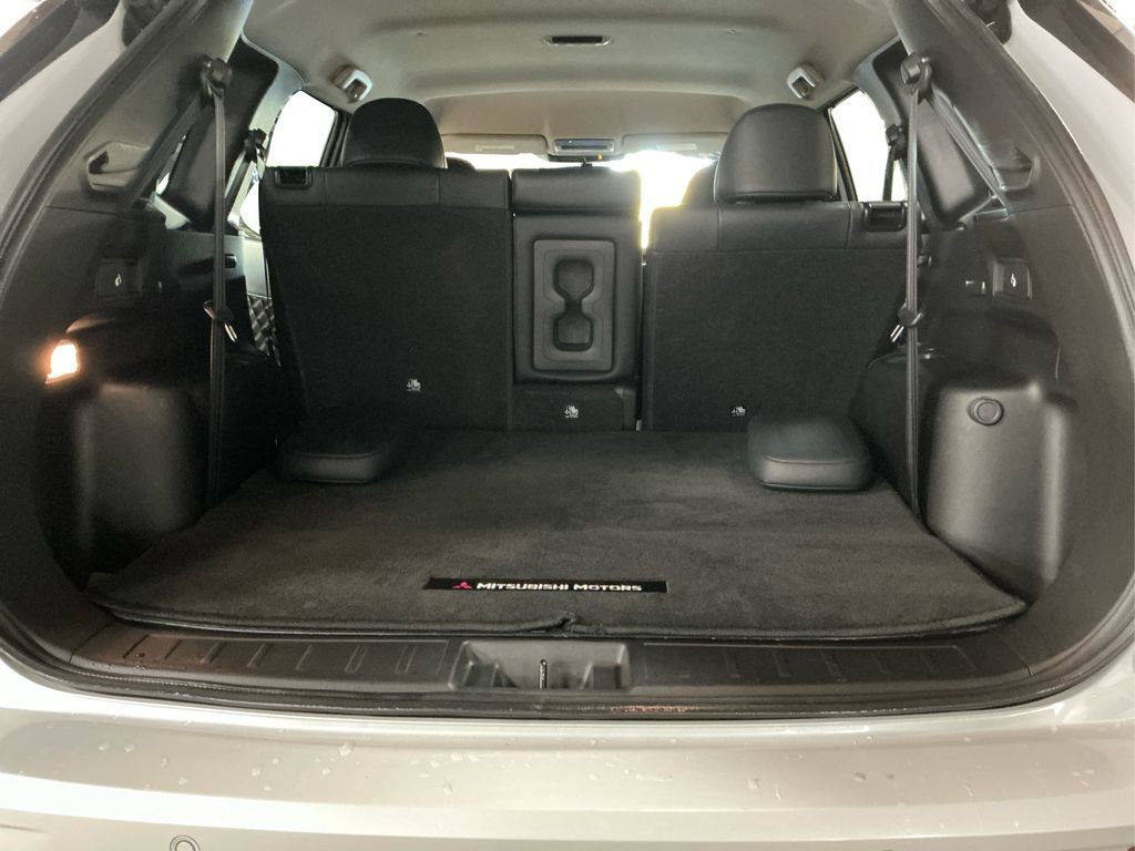2024 Mitsubishi Outlander SEL photo 19