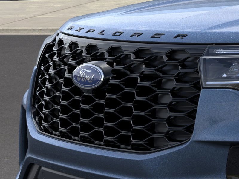 2025 Ford Explorer ST-Line photo 14