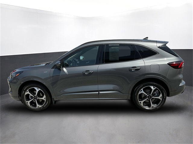 Used 2023 Ford Escape ST-Line Elite with VIN 1FMCU9PA8PUA77220 for sale in Kansas City