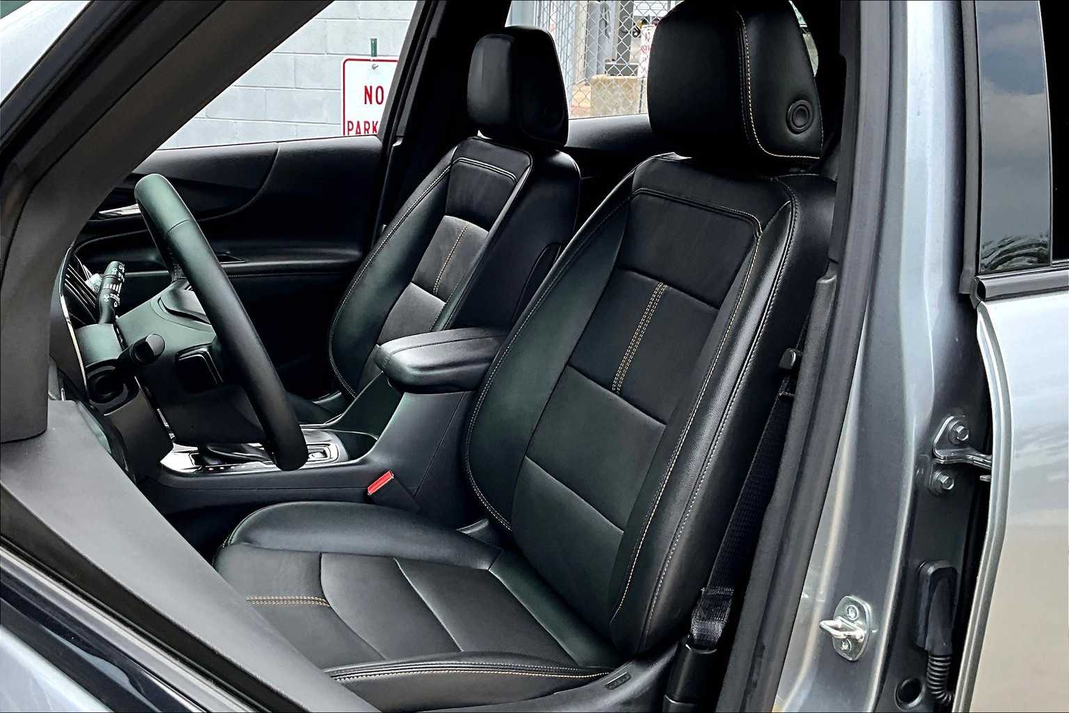 2023 Chevrolet Equinox Premier photo 4