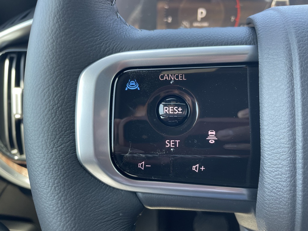 2025 Nissan Armada Platinum photo 8
