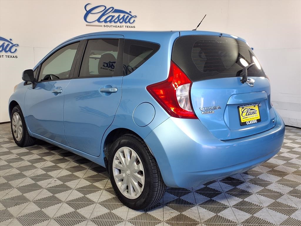 2014 Nissan Versa Note Plus photo 2