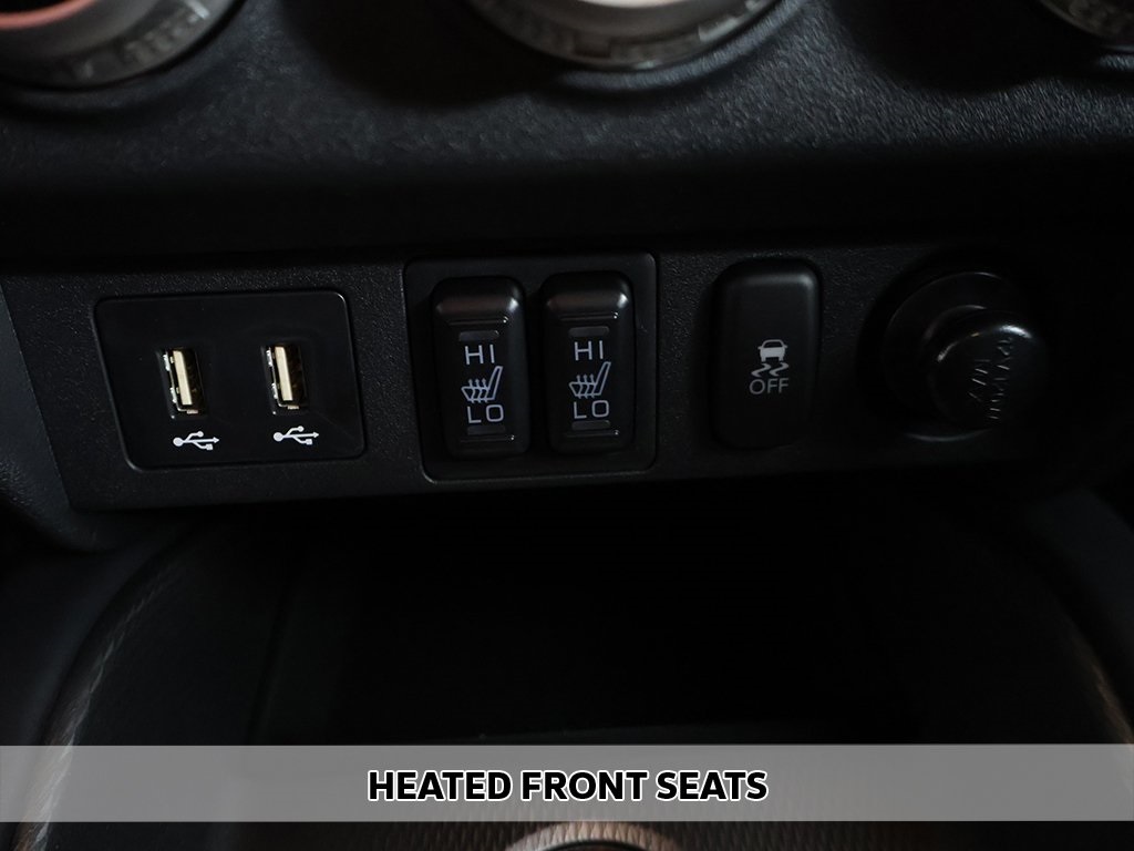 2025 Mitsubishi Outlander Sport ES SE LE photo 3