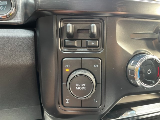 2025 Ford F-350 photo 32
