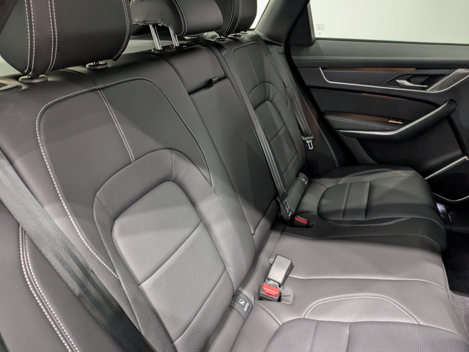 2026 Jaguar F-PACE P250 R-Dynamic S photo 20