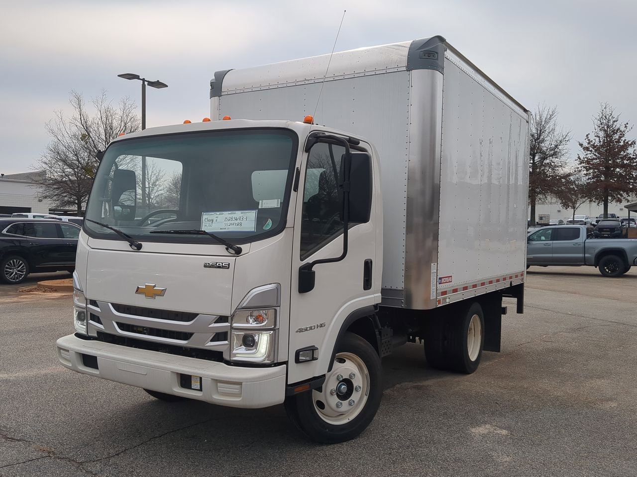 2025 Chevrolet Low Cab Forward Base's photo