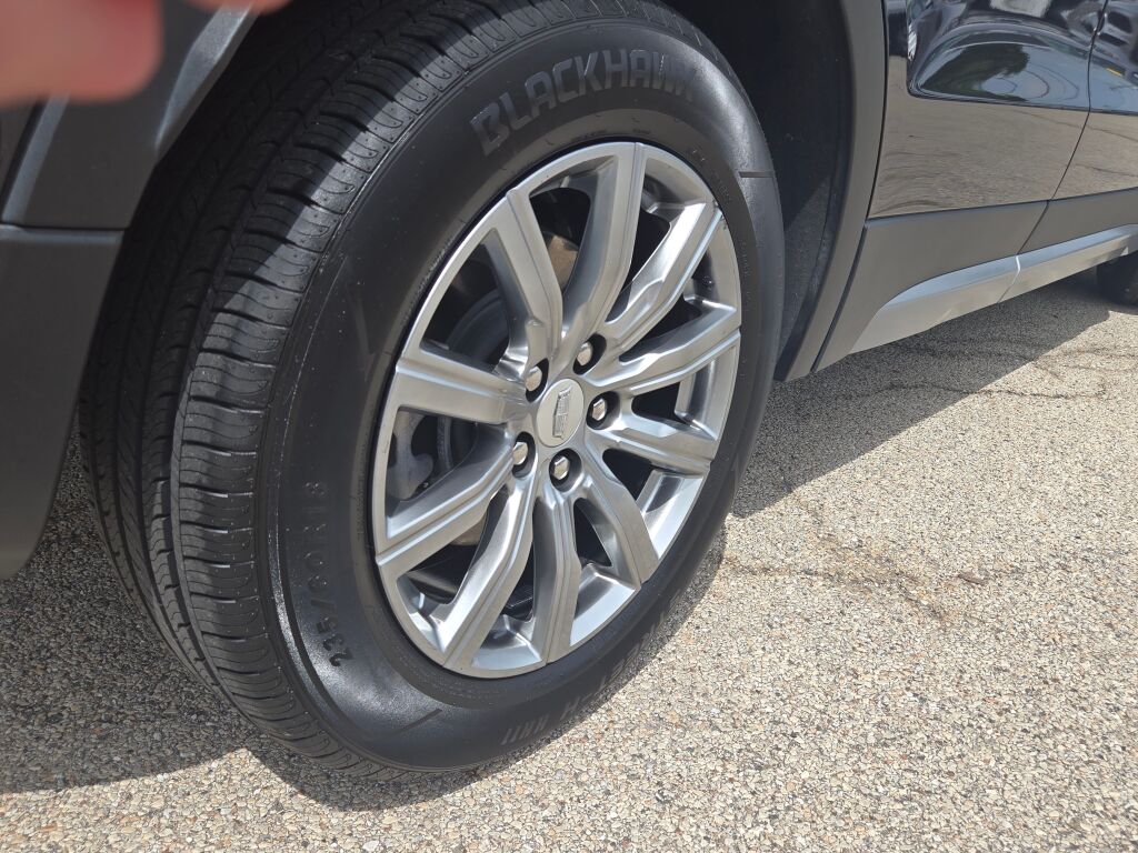 2023 Cadillac XT4 Premium Luxury photo 8