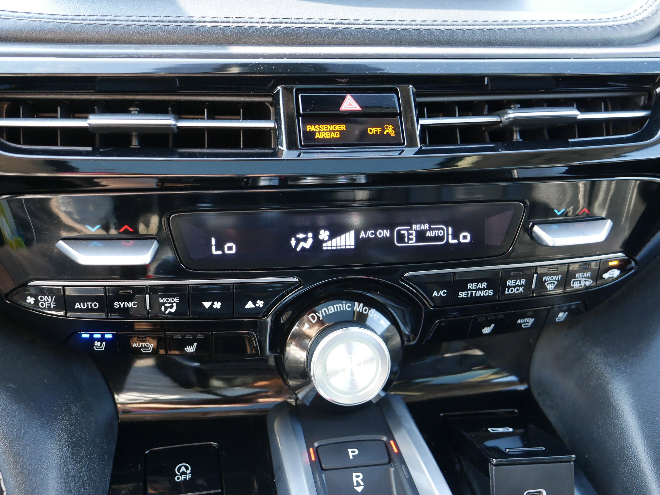 2024 Acura MDX SH-AWD Advance photo 22