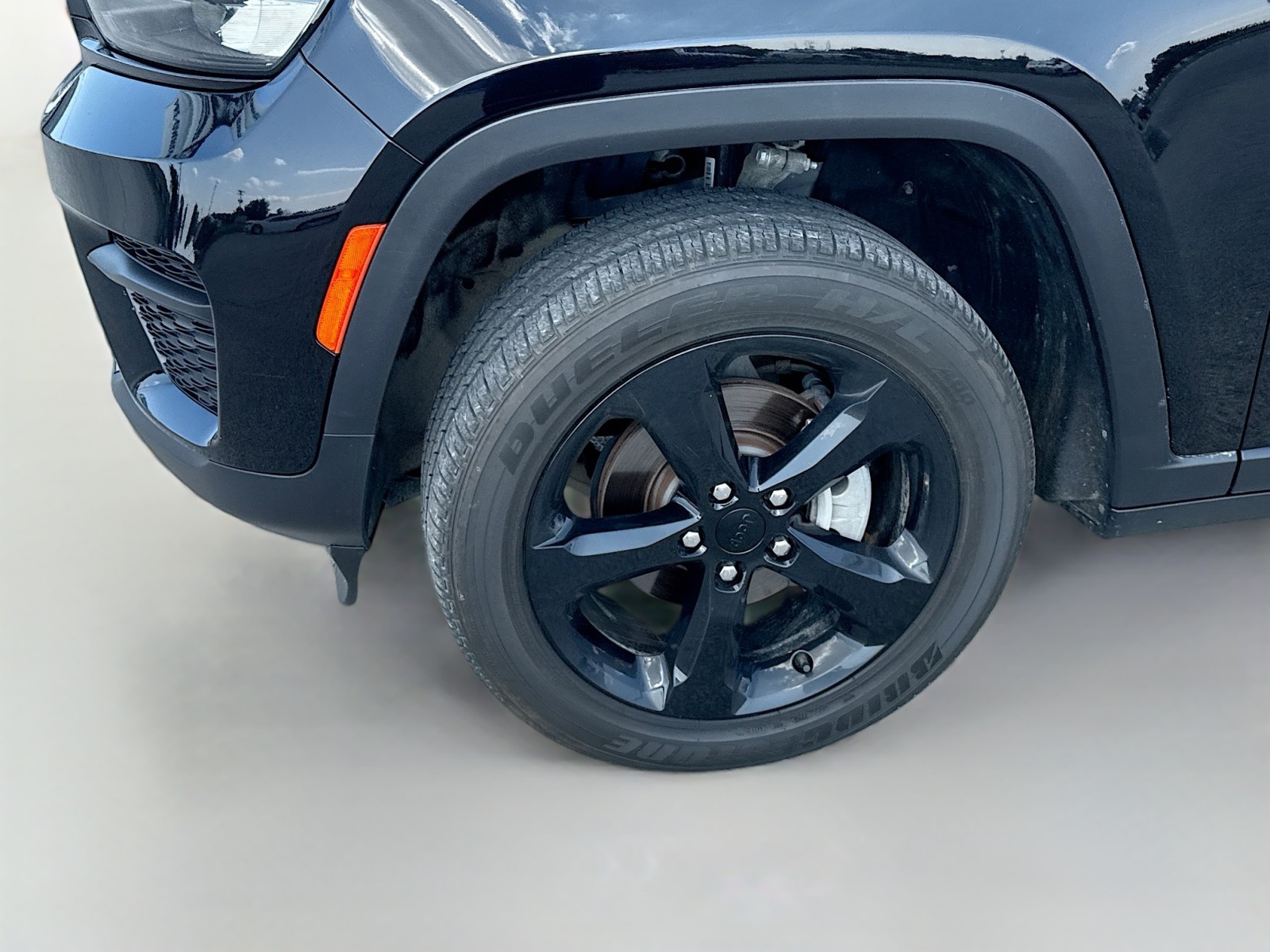 2022 Jeep Grand Cherokee Altitude photo 26