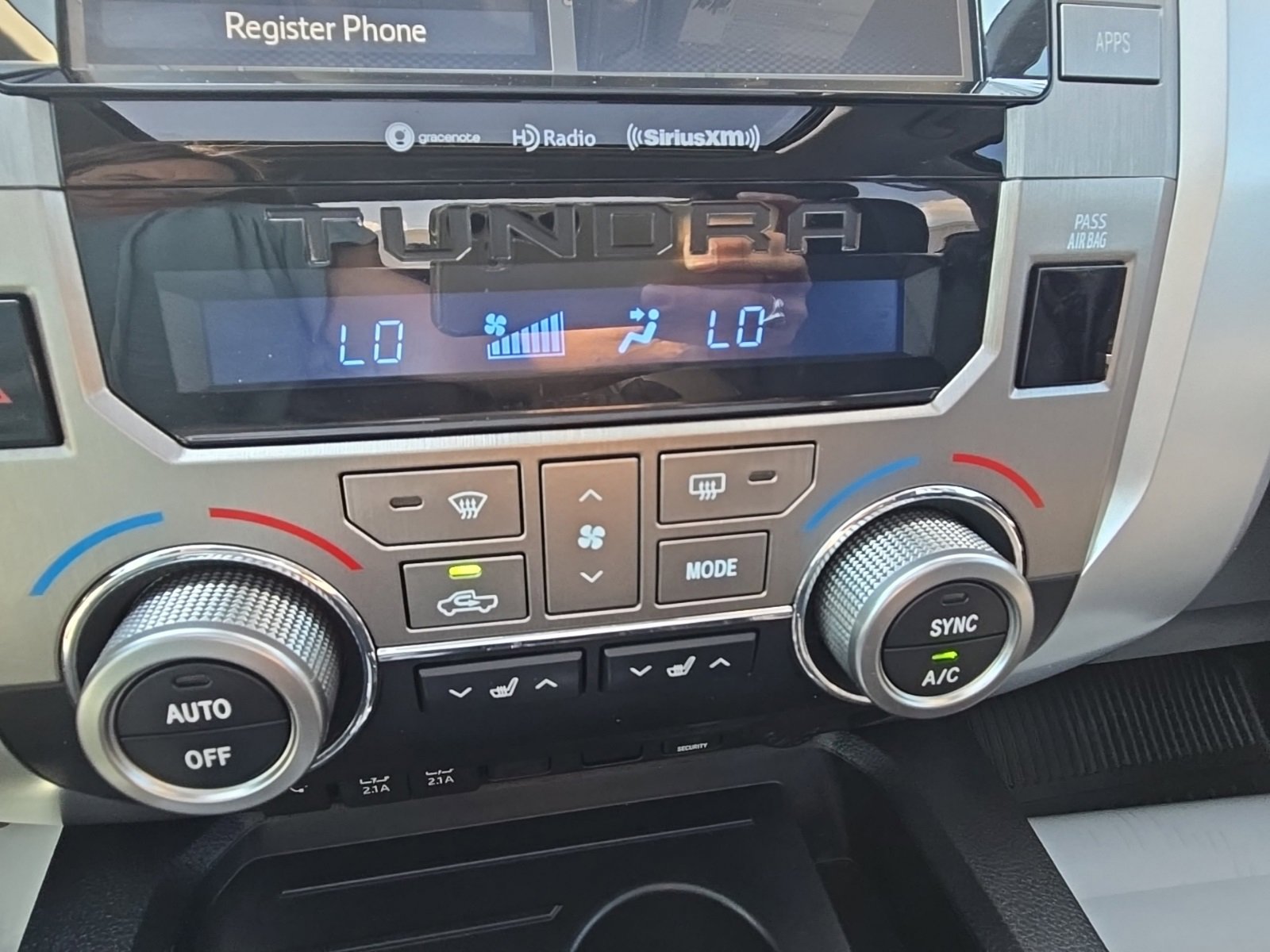 2021 Toyota Tundra Limited Grade photo 21