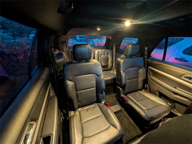 2016 Ford Explorer XLT photo 8