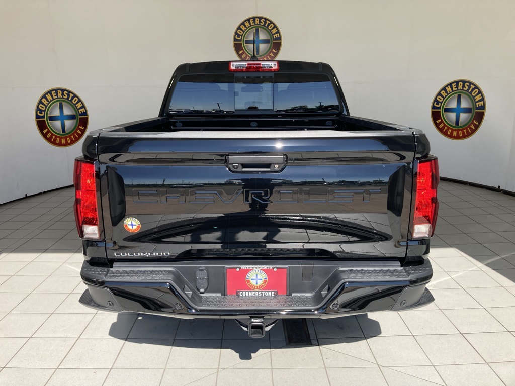 2026 Chevrolet Colorado LT photo 14