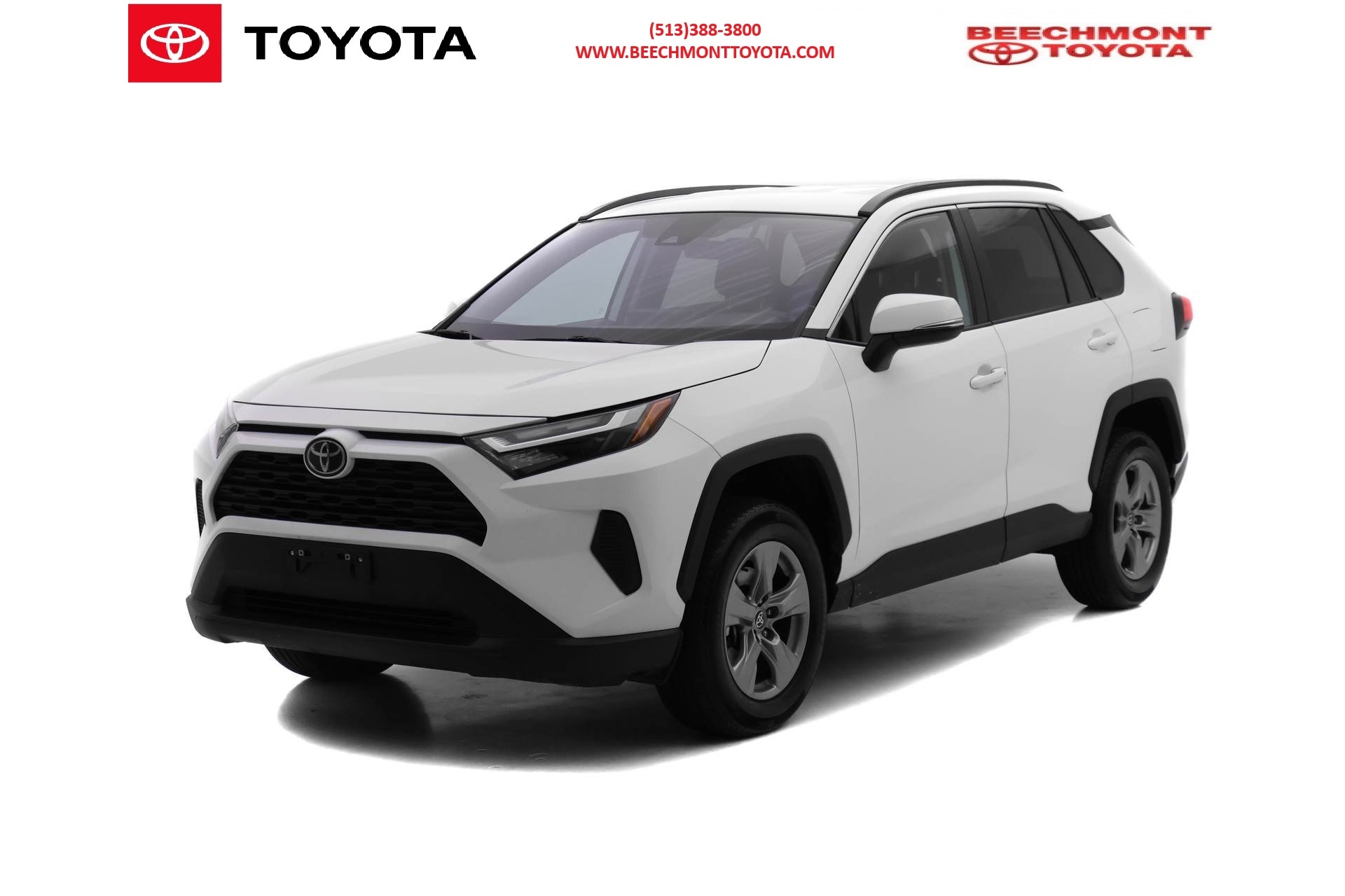 2024 Toyota RAV4 XLE's photo