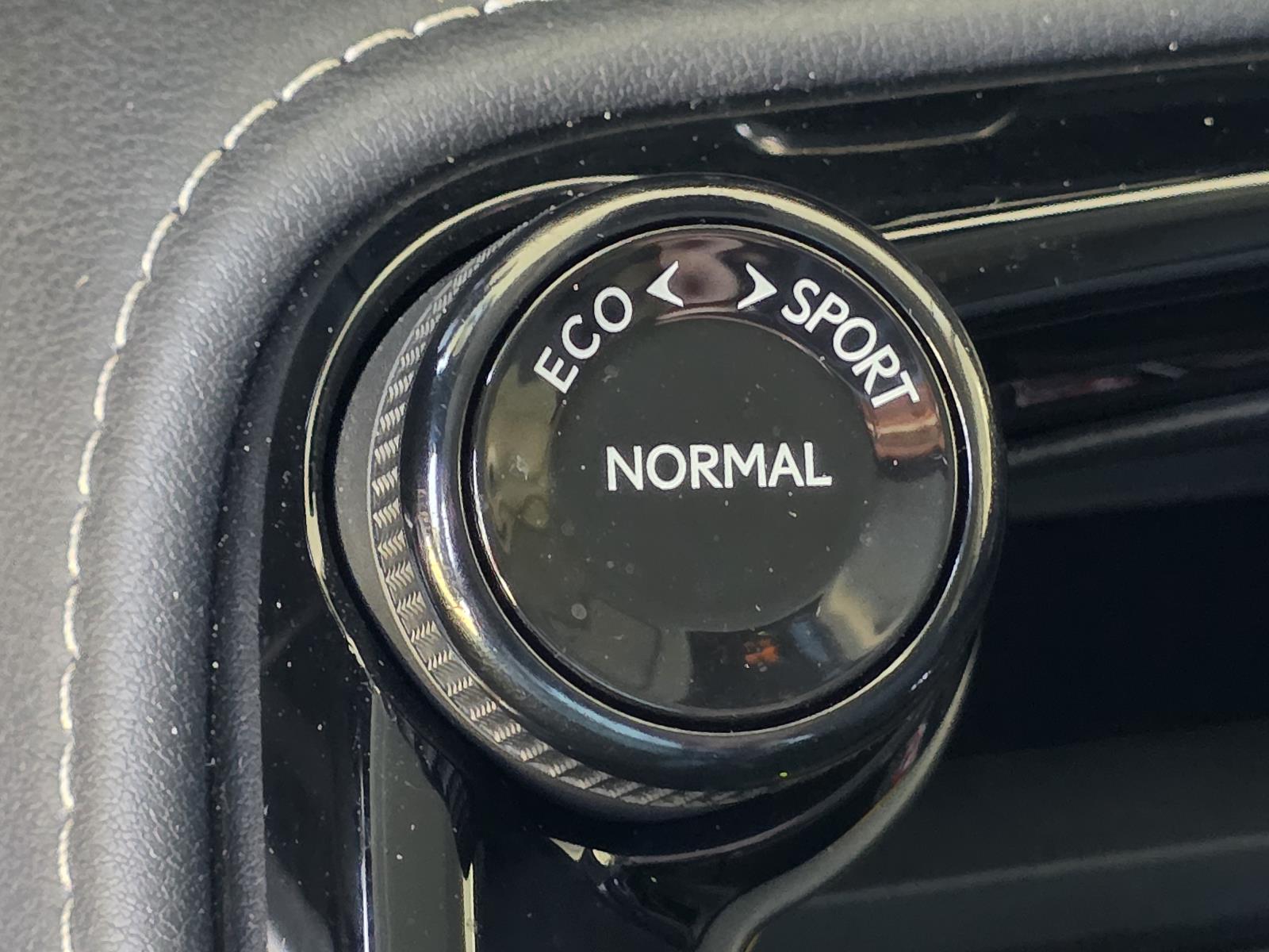 2025 Lexus NX 250 photo 15
