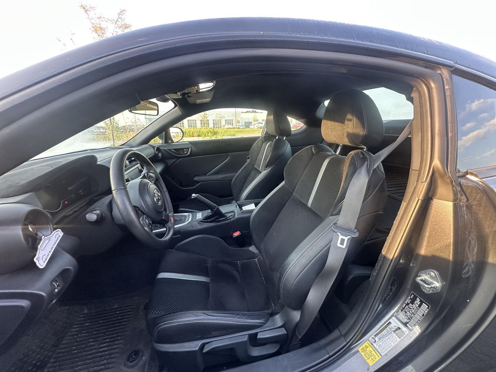 2024 Toyota GR86 Premium photo 7