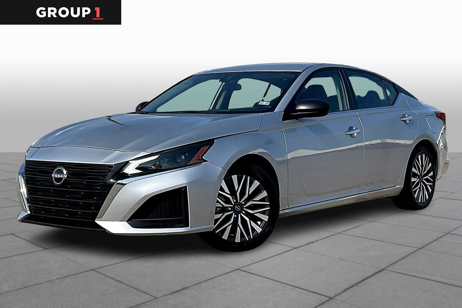 2024 Nissan Altima SV's photo