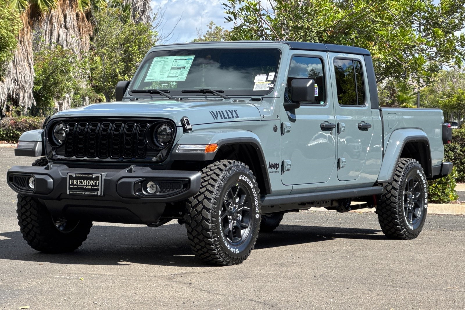 2025 Jeep Gladiator Willys photo 7