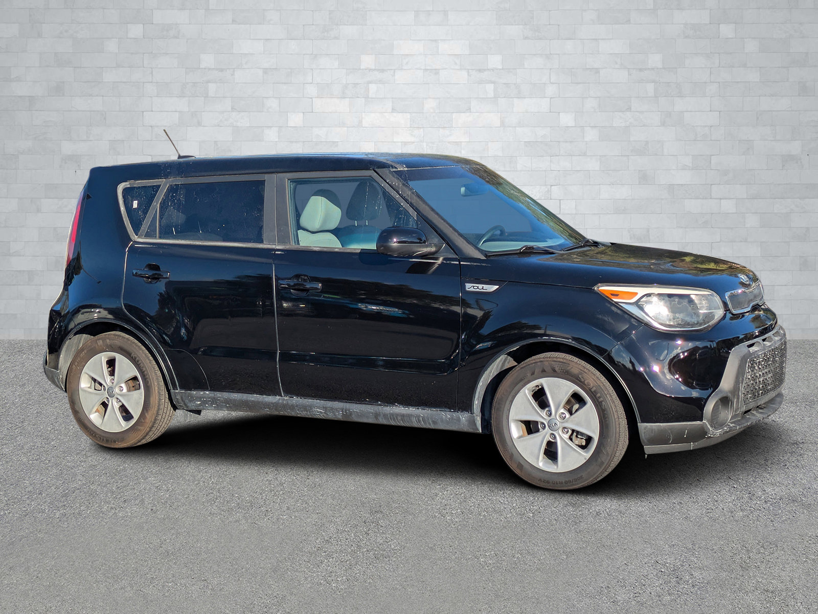 2016 Kia Soul Base's photo