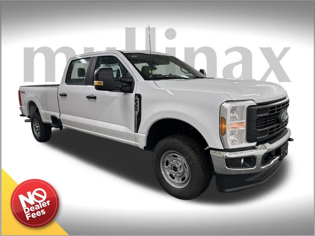 2026 Ford F-350 Super Duty XL's photo