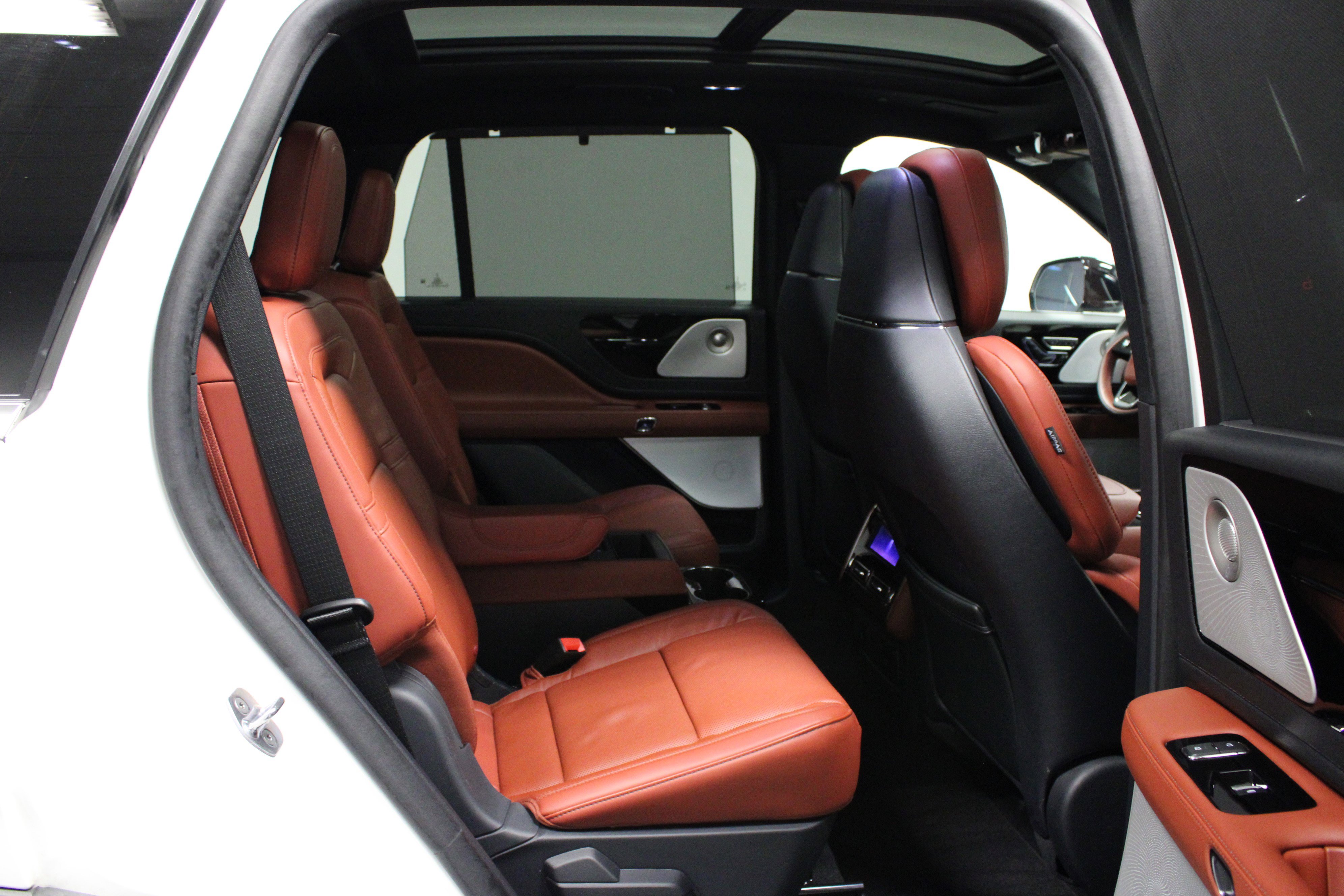 2025 Lincoln Aviator Reserve photo 14