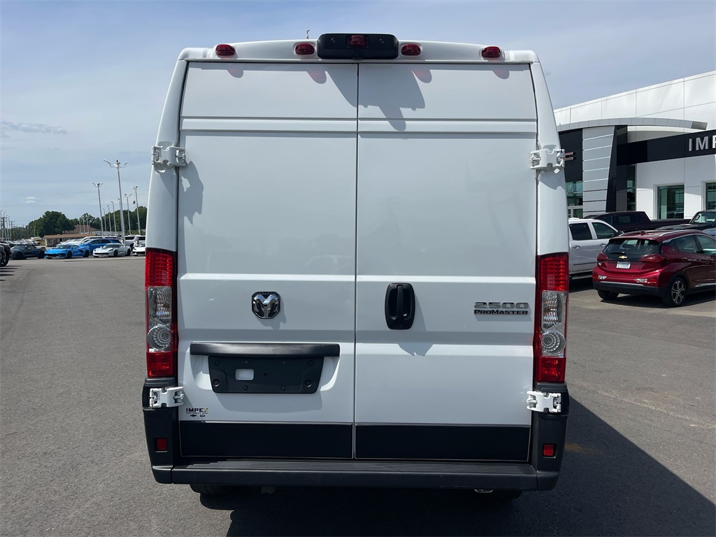 2024 Ram ProMaster 2500 photo 4
