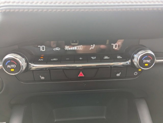 2025 Mazda Mazda3 2.5 s Preferred photo 13
