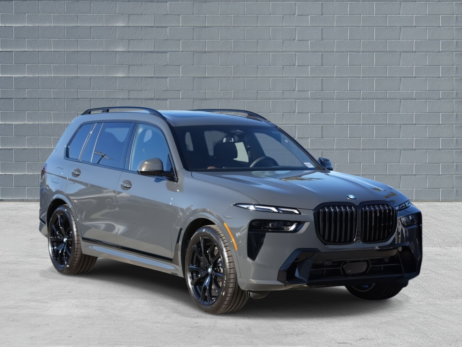 2026 BMW X7 40i's photo