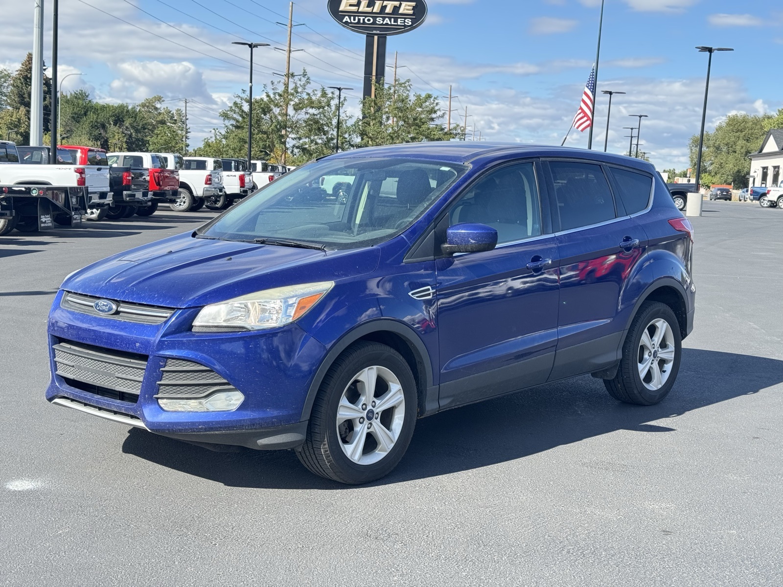 2015 Ford Escape SE photo 2