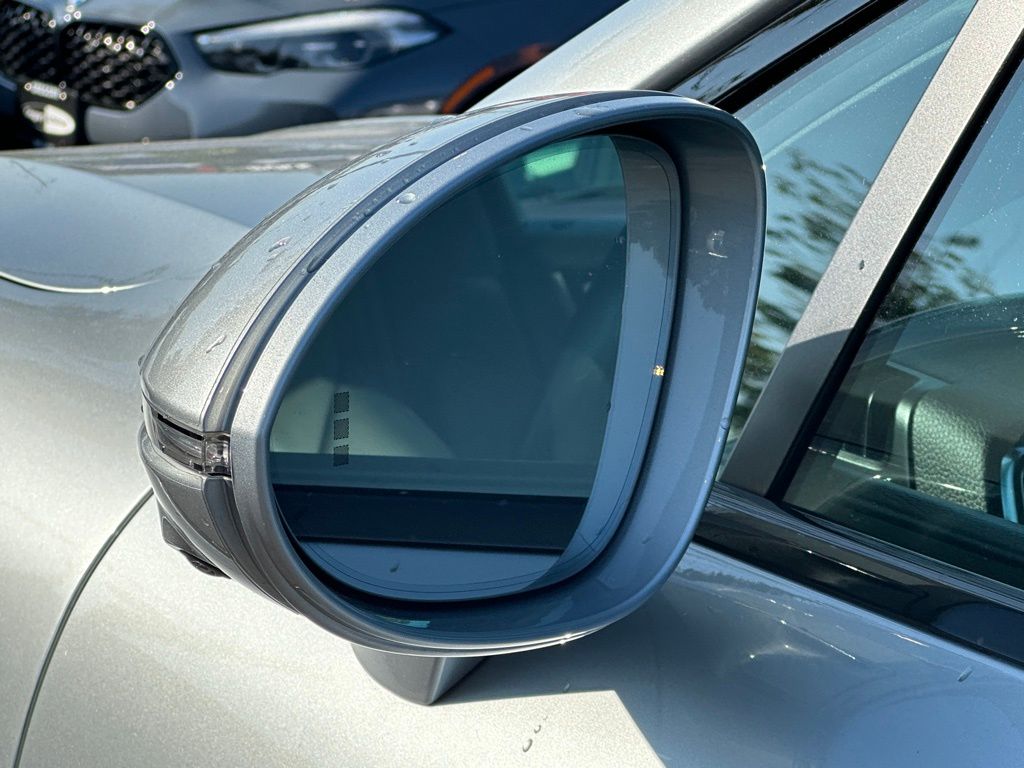 2022 Porsche Cayenne Coupe Base photo 13