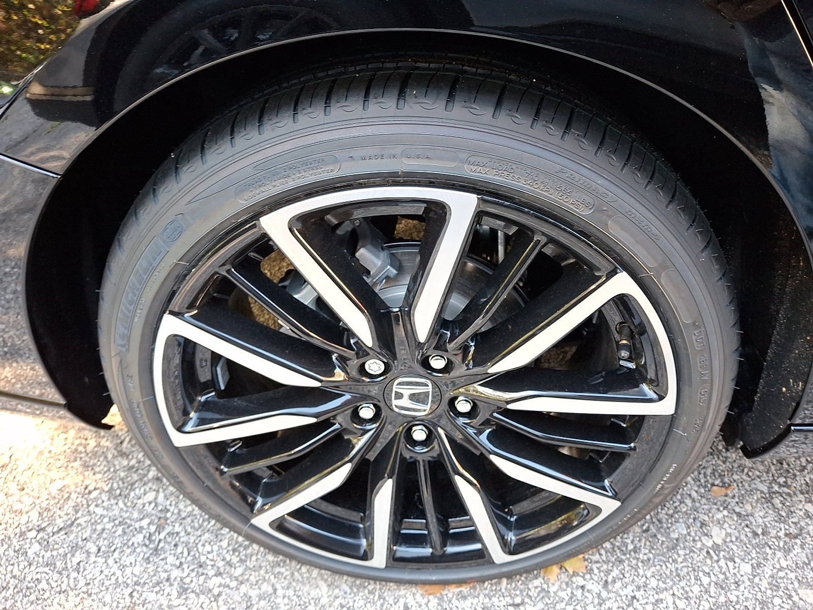 2025 Honda Accord Hybrid Touring photo 3