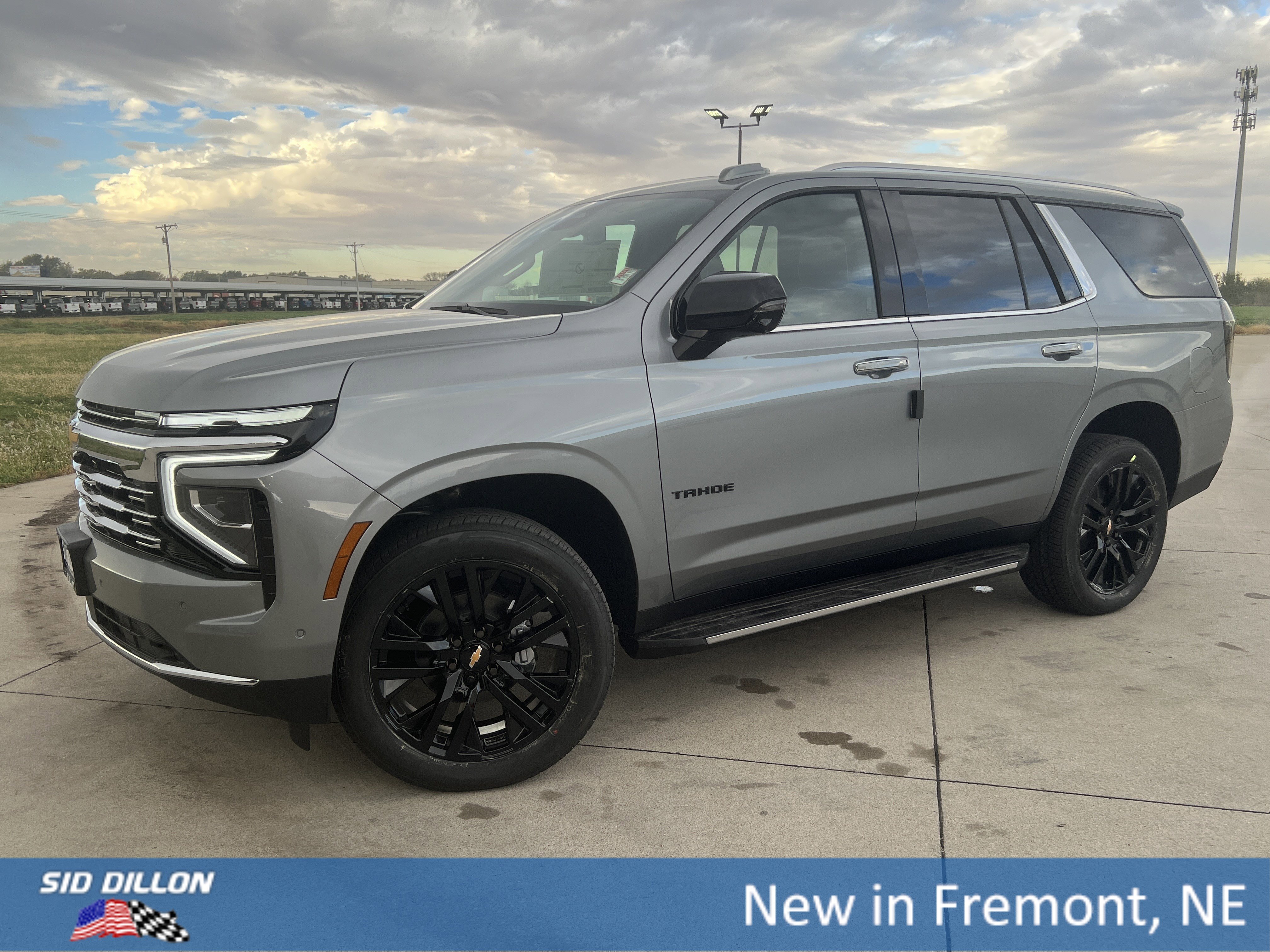 2026 Chevrolet Tahoe Premier's photo