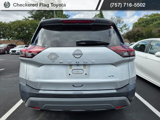 2022 Nissan Rogue SV photo 4