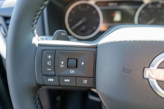 2026 Nissan Rogue SV photo 14