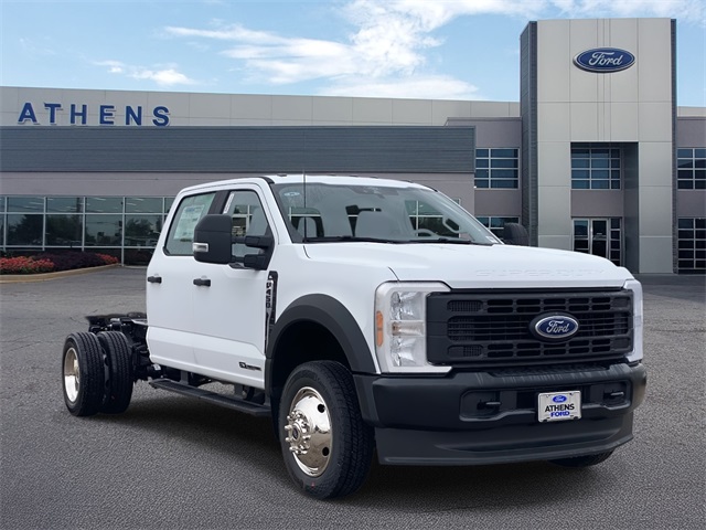 2026 Ford F-450 Super Duty Chassis Cab XL's photo