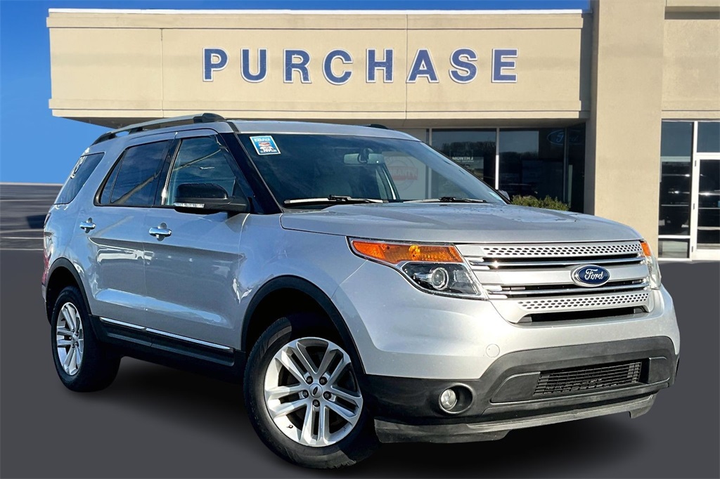 2015 Ford Explorer XLT's photo