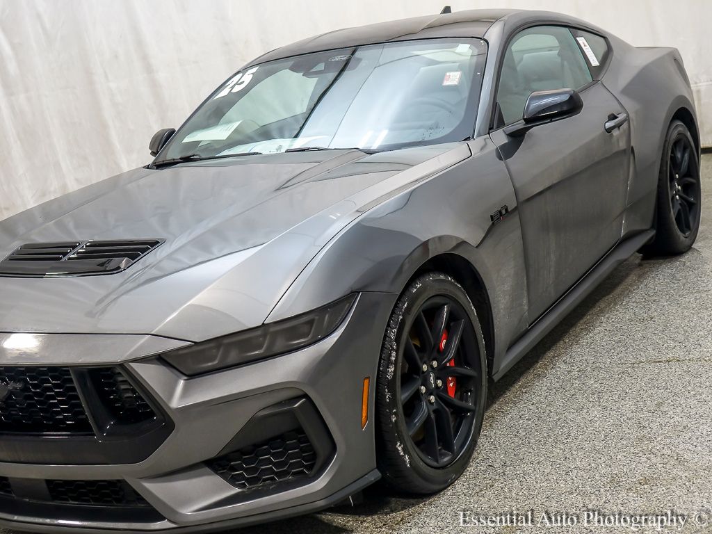 2025 FORD MUSTANG - Image 4