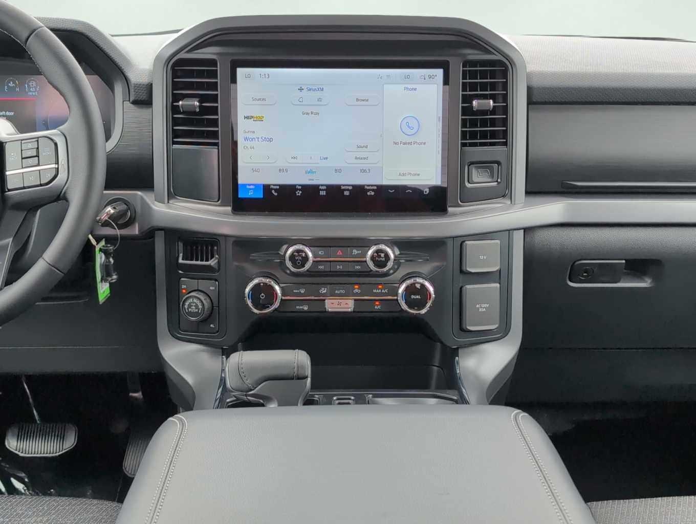 2025 Ford F-150 XLT photo 11