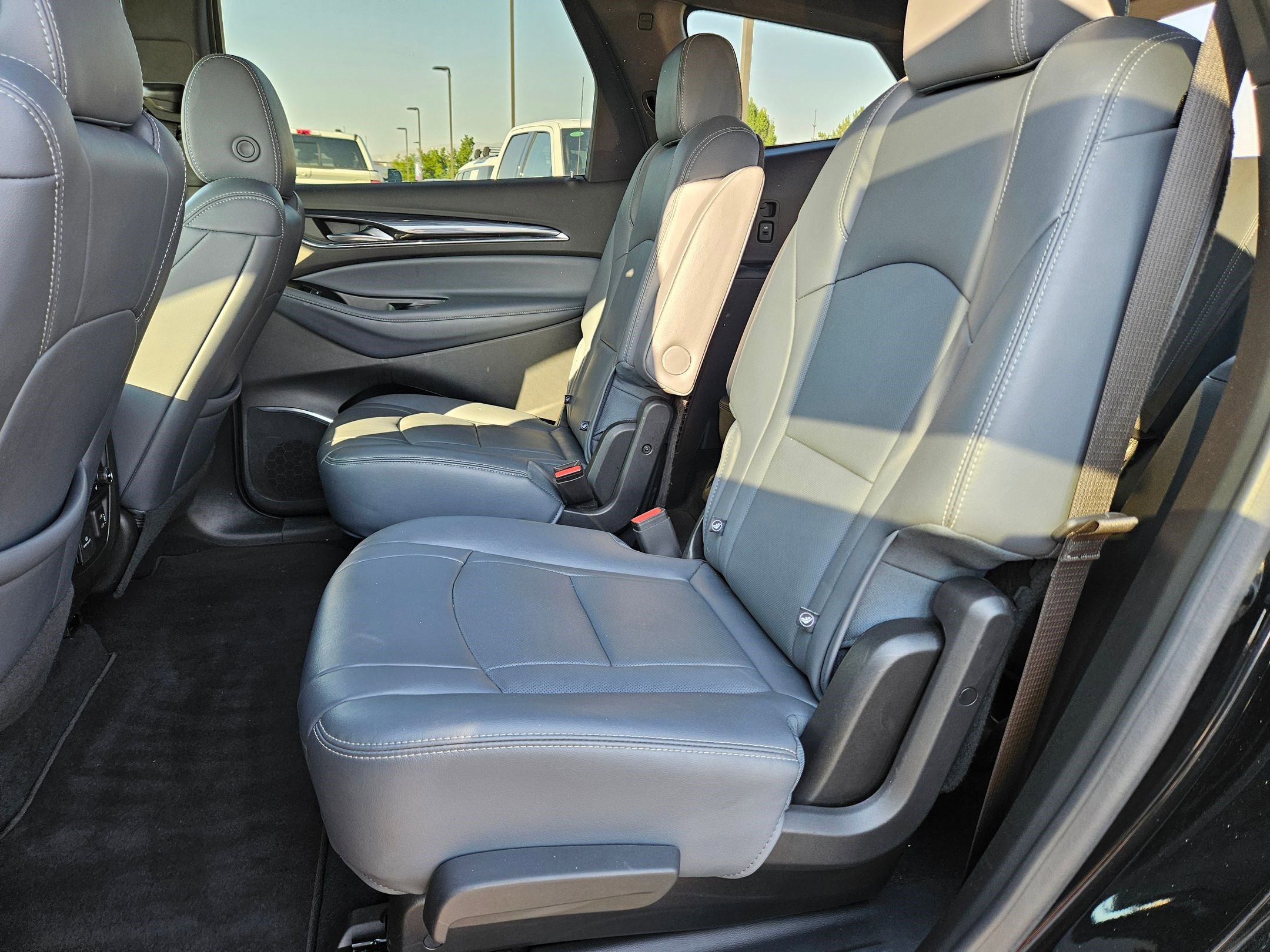 2024 Buick Enclave Premium photo 21