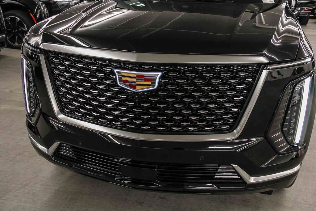 2026 Cadillac Escalade Luxury photo 7