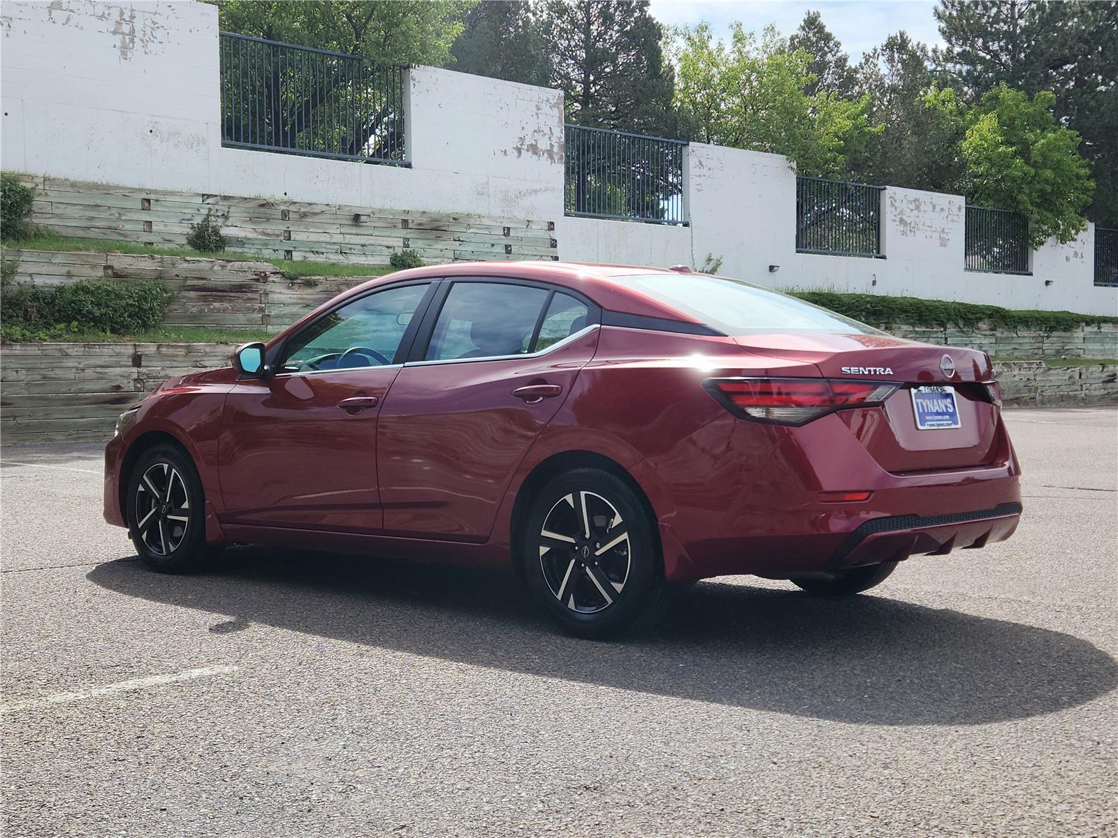 2024 Nissan Sentra SV photo 5