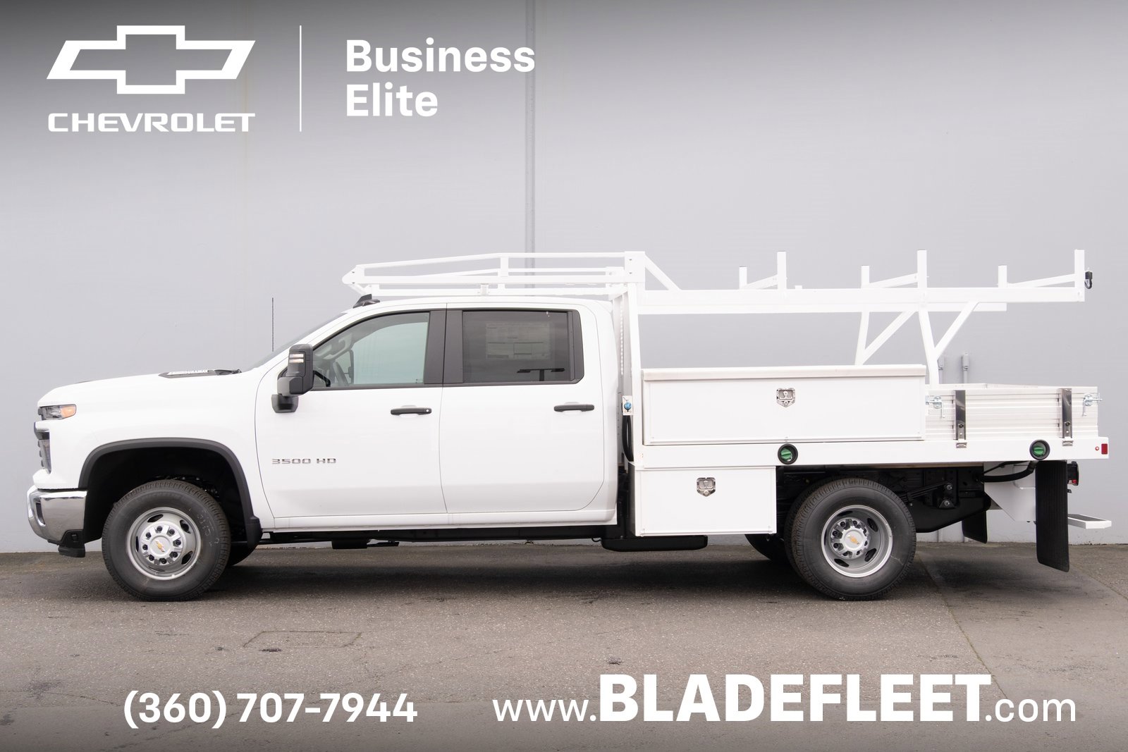 2025 Chevrolet Silverado 3500HD Work Truck photo 3