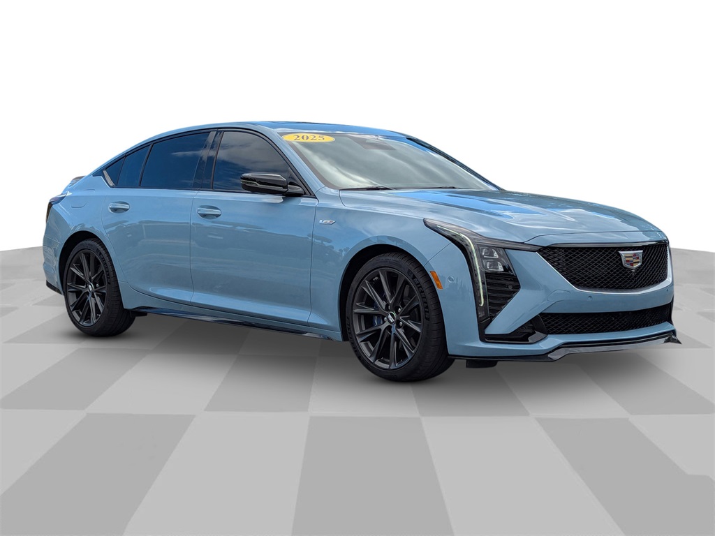 2025 Cadillac CT5 V photo 4