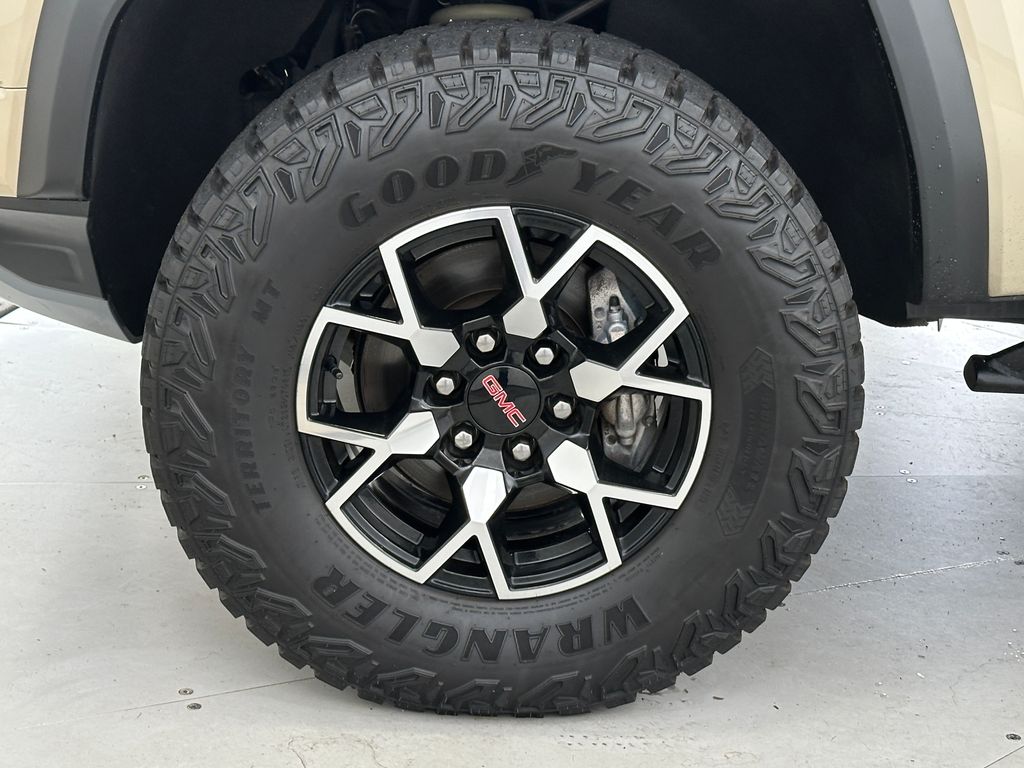 2023 Gmc Canyon AT4X photo 34