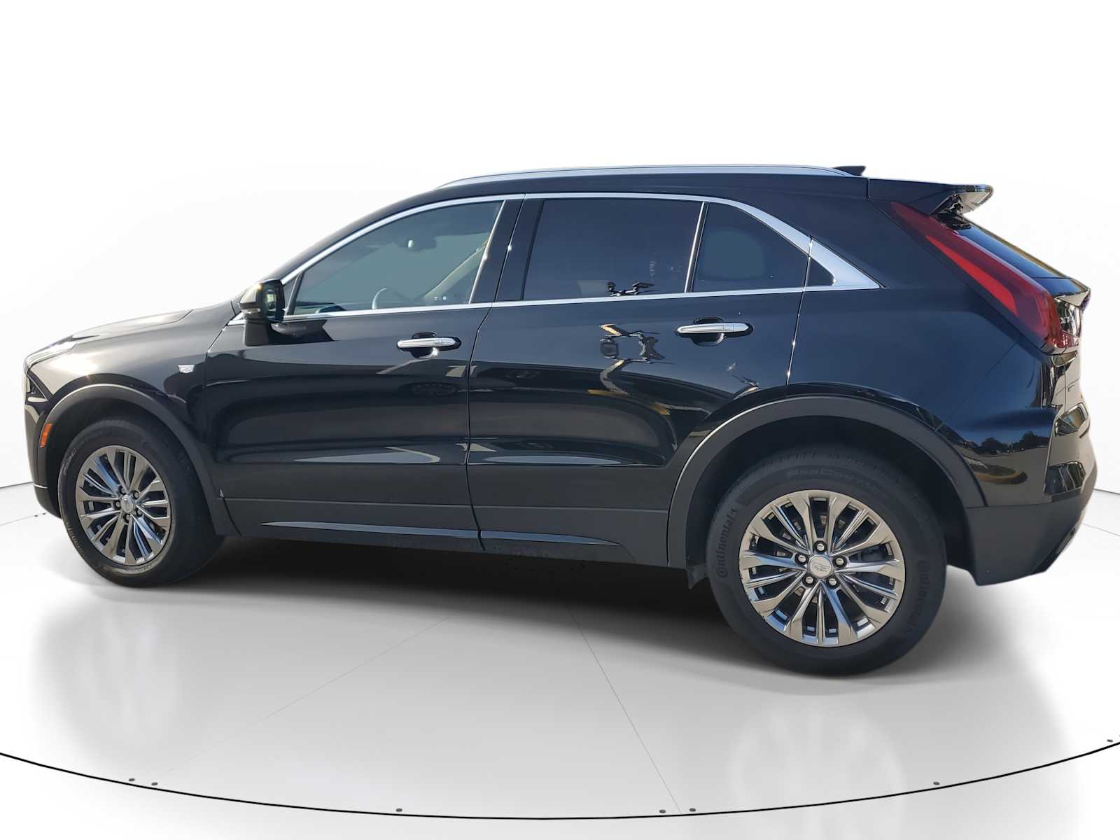 2024 Cadillac XT4 Premium Luxury photo 4