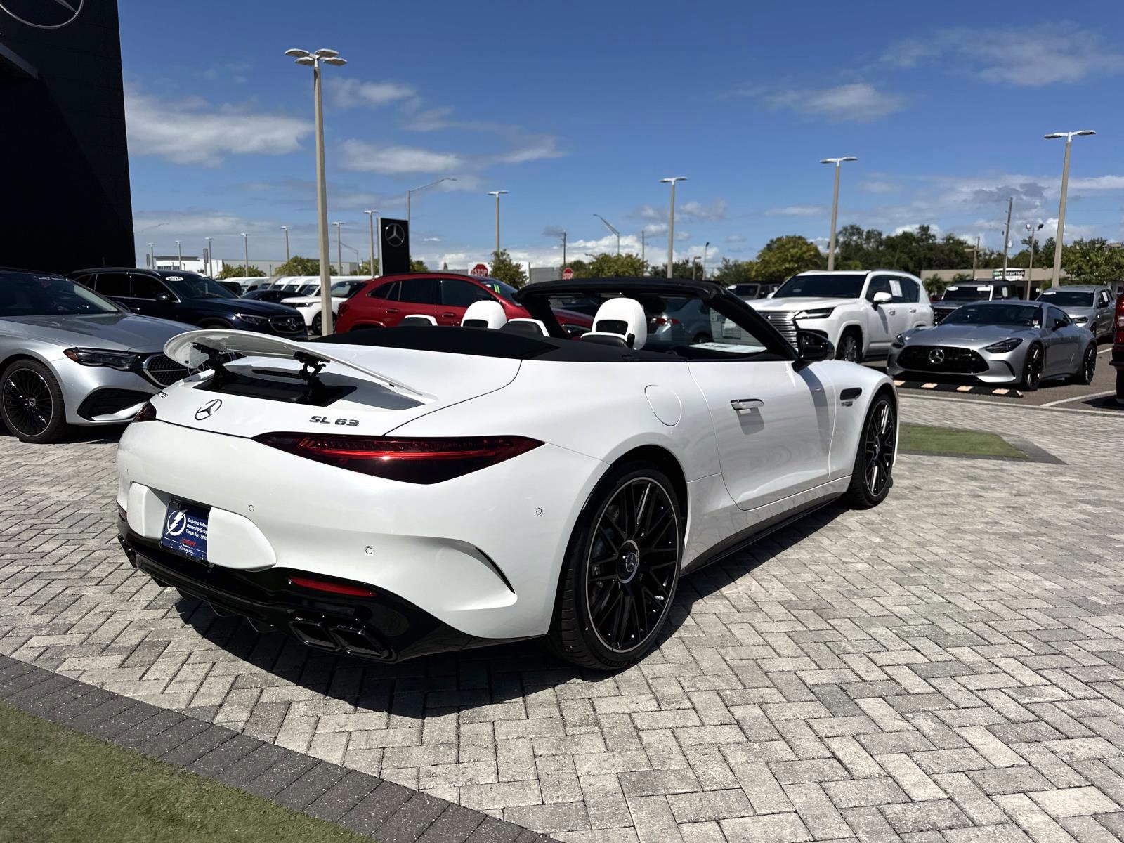 2026 Mercedes Benz SL AMG 63 photo 4