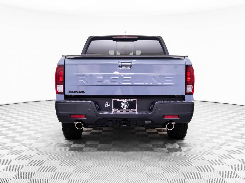 2026 Honda Ridgeline Black Edition photo 4