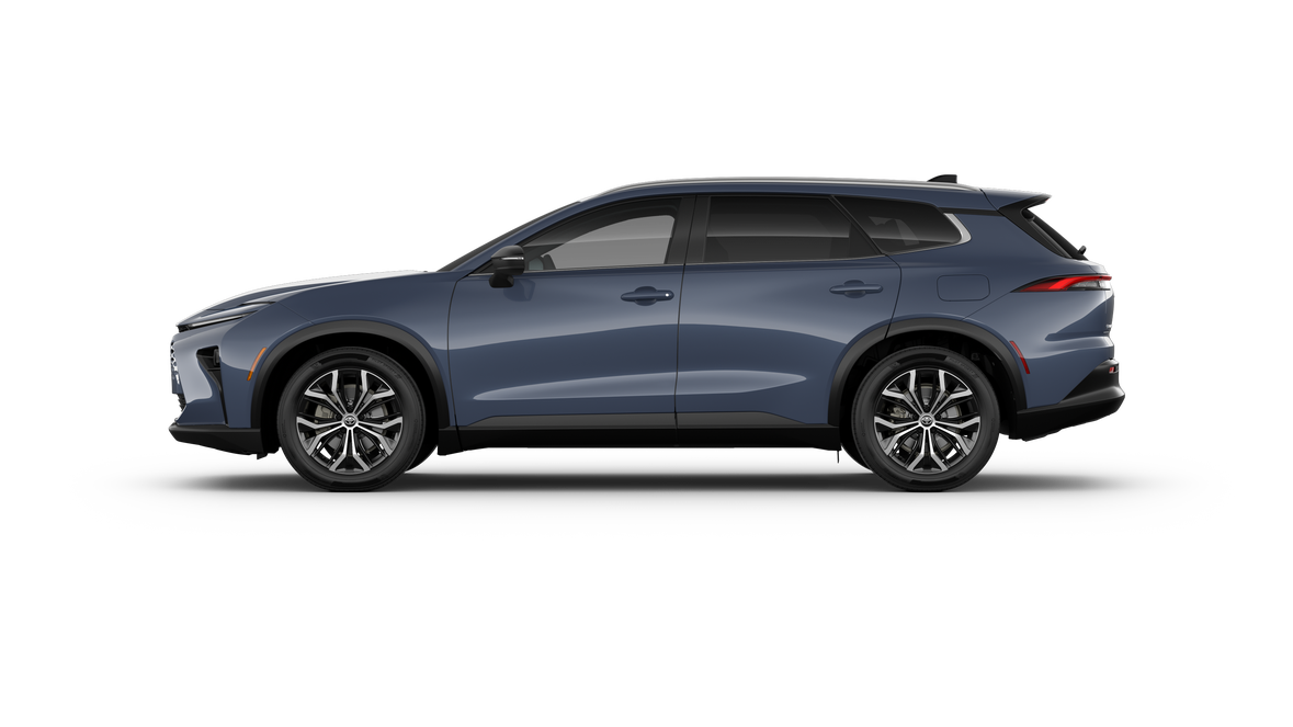2025 Toyota Crown Signia XLE photo 23